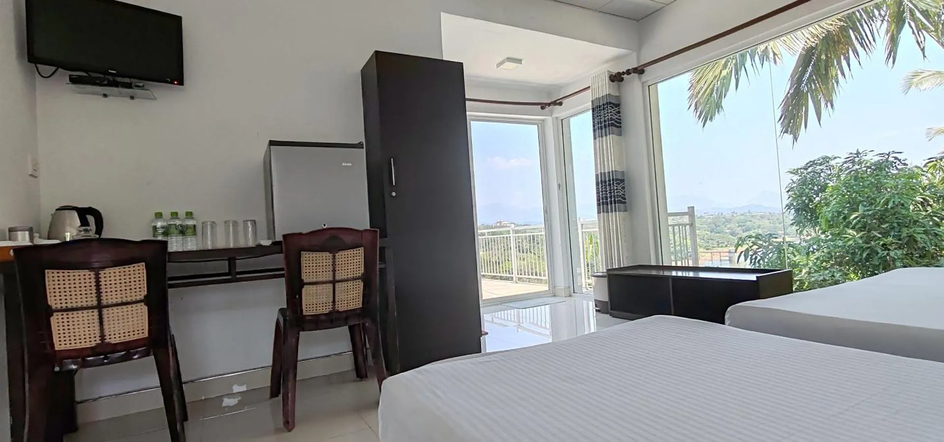 Mahaweli View Inn Kandy